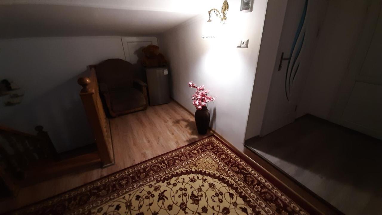 Victoria Guesthouse Koutaïssi Extérieur photo